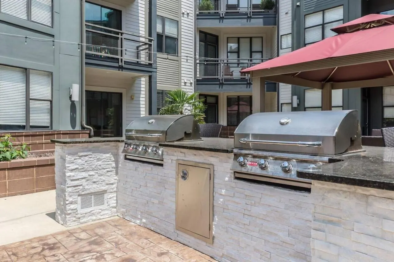 Trifecta 10 Min Walk To 7Th St Market Superhost Charlotte 0*,  USA